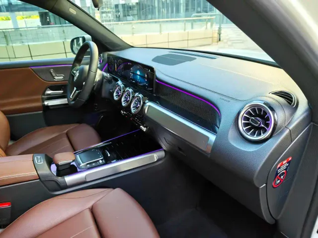 Mercedes-Benz GLB-Class — Фото автомобиля 24