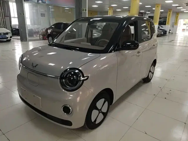 Фотография автомобиля — Wuling Hongguang Mini EV