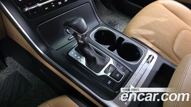 Kia Carnival 4th Gen — Фото автомобиля 9