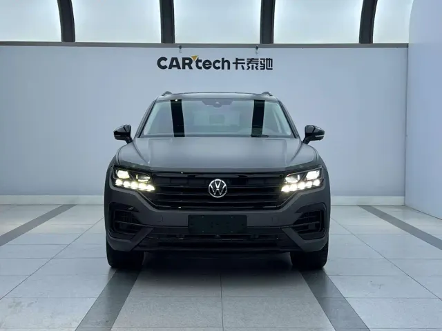 Volkswagen Touareg — Фото автомобиля 3