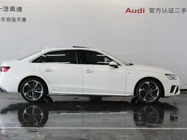 Audi A4L — Фото автомобиля 4