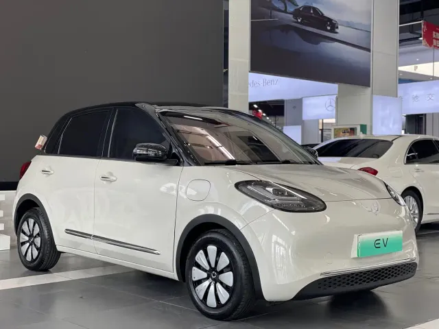 Wuling Bingo — Фото автомобиля 3