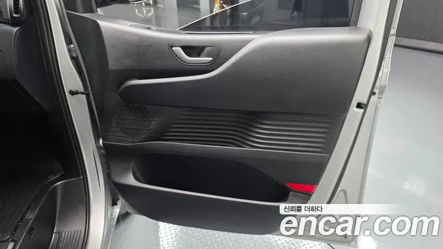 Hyundai Staria Staria Карго 5 мест — Фото автомобиля 24