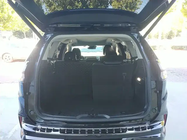 Ford Edge — Фото автомобиля 18