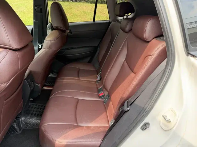 Toyota Corolla Cross — Фото автомобиля 12
