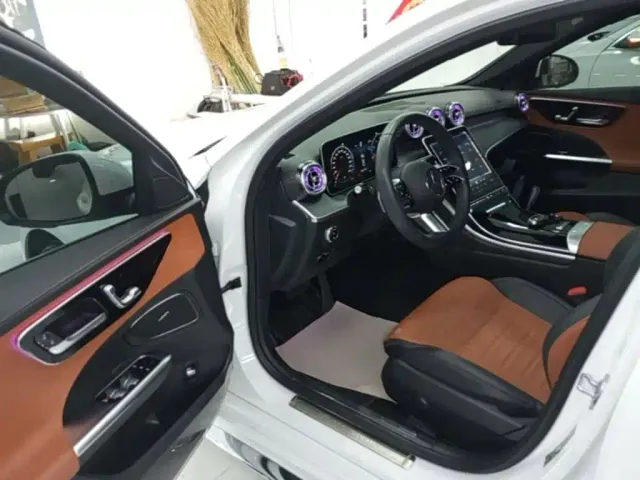 Mercedes-Benz C-Class — Фото автомобиля 15