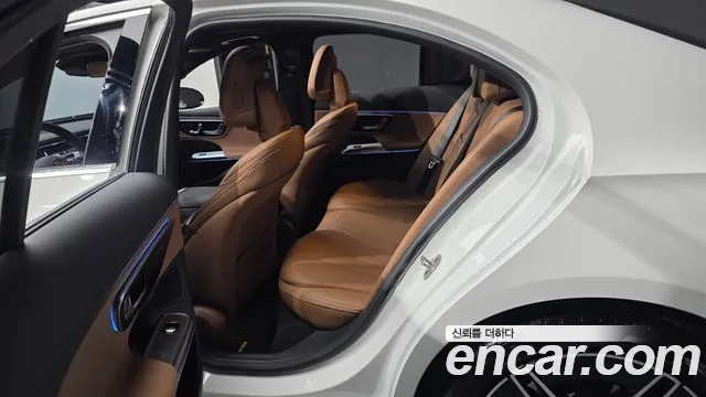 Mercedes-Benz E-Class W214 — Фото автомобиля 17