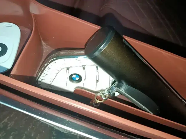 BMW 3 Series — Фото автомобиля 8