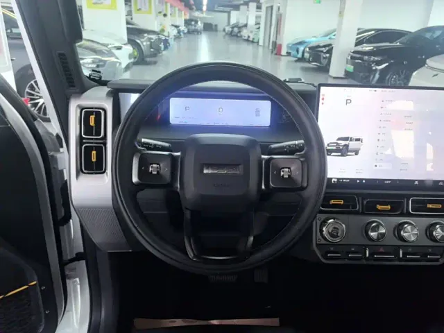 iCAR V23 — Фото автомобиля 10