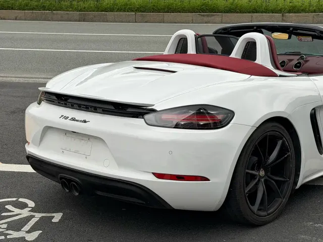 Porsche 718 — Фото автомобиля 6