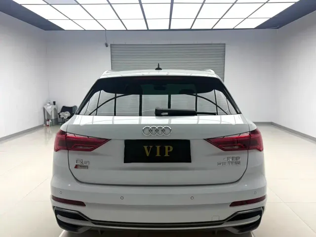 Audi Q3 — Фото автомобиля 2