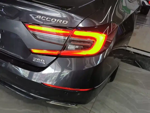 Honda Accord — Фото автомобиля 7