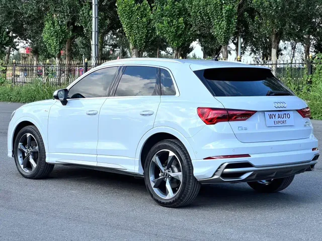 Audi Q3 — Фото автомобиля 9