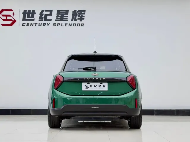 MINI Hatch — Фото автомобиля 12