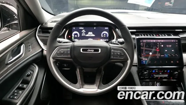 Jeep Cherokee Grand Cherokee(WL) 3.6 Limited — Фото автомобиля 12