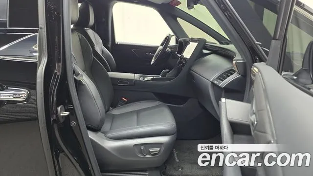 Toyota Alphard — Фото автомобиля 24