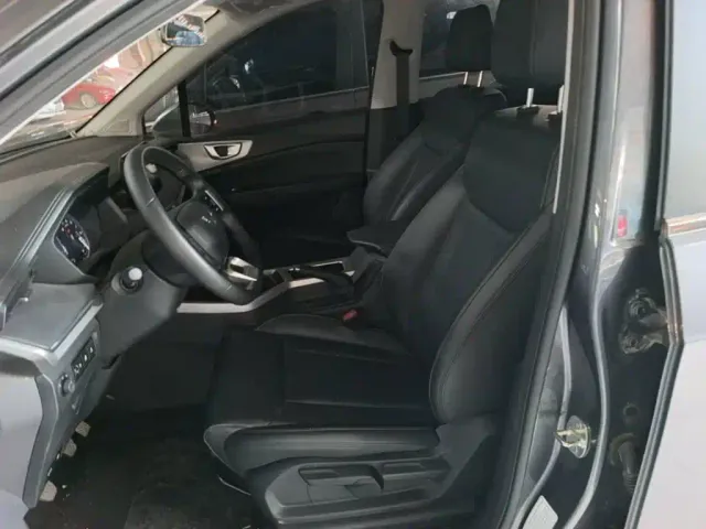 Wuling Jiachen — Фото автомобиля 14