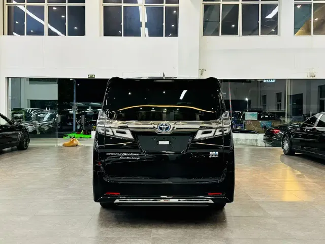 Toyota Vellfire — Фото автомобиля 4