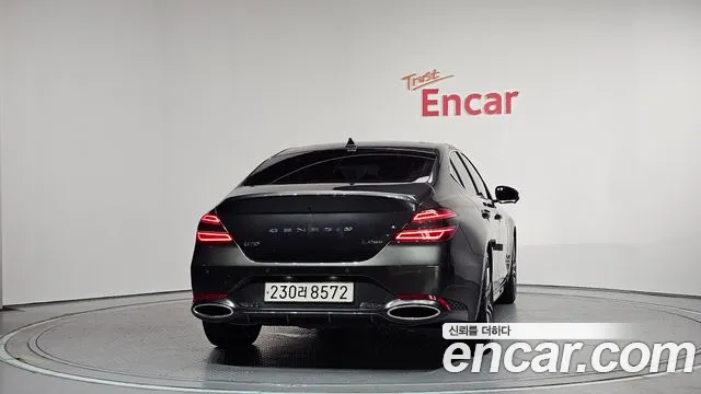 Genesis G70 Новый G70 Бензин 2.5T 4WD — Фото автомобиля 4