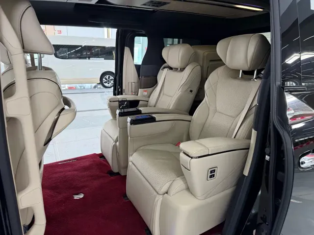 Toyota Vellfire — Фото автомобиля 15