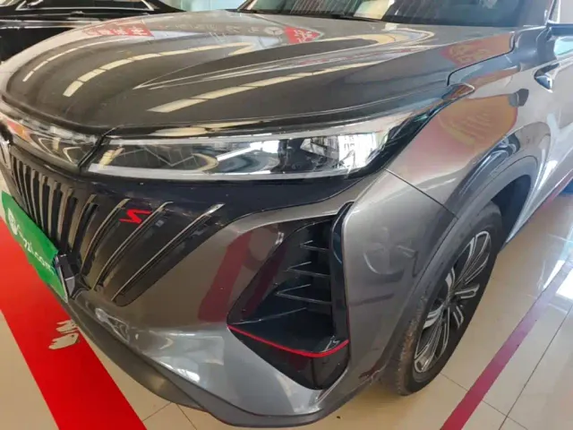 Changan CS75 Plus — Фото автомобиля 23