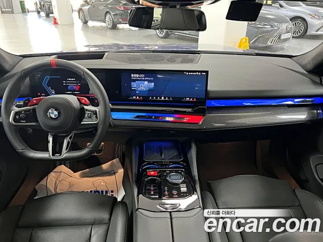BMW M5 G90 — Фото автомобиля 7