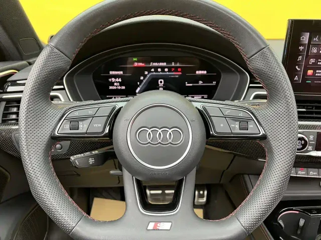 Audi S4 — Фото автомобиля 11