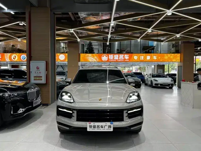 Porsche Cayenne 2024 Cayenne 3.0T — Фото автомобиля 11