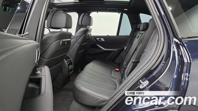 BMW X5 — Фото автомобиля 3