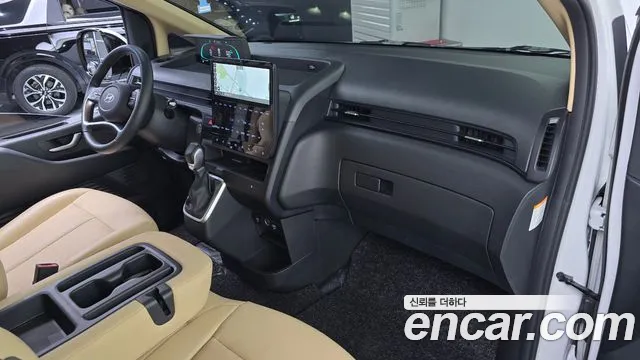 Hyundai Staria — Фото автомобиля 10