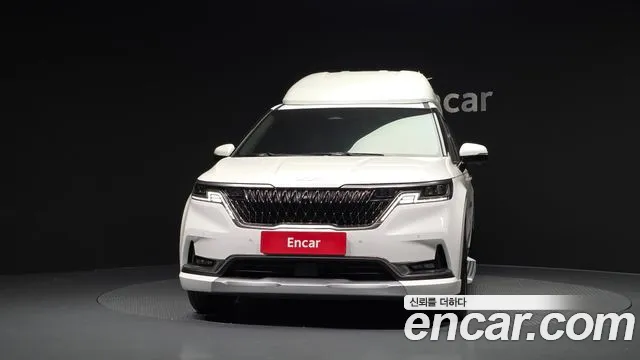 Kia Carnival Generation 4 — Фото автомобиля 3