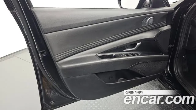 Hyundai Avante CN7 — Фото автомобиля 13