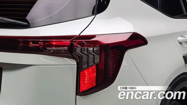 Kia Seltos New — Фото автомобиля 8