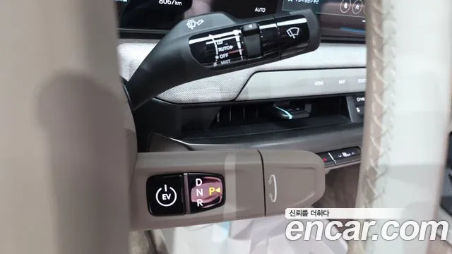Kia EV4 — Фото автомобиля 9