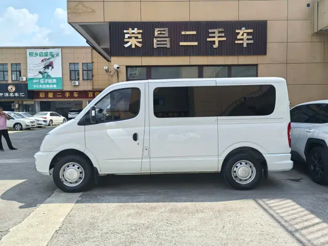 Maxus Xintu V80 — Фото автомобиля 4