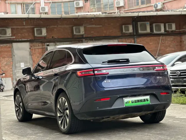 Aito M5 — Фото автомобиля 7