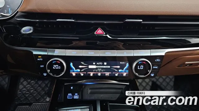 Genesis G80 RG3 — Фото автомобиля 24