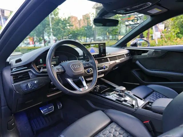 Audi RS 5 — Фото автомобиля 10