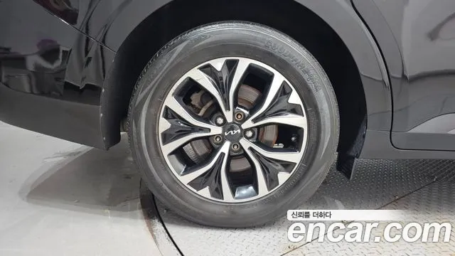 Kia Canival Carnival 4 поколение 9 мест Prestige — Фото автомобиля 3