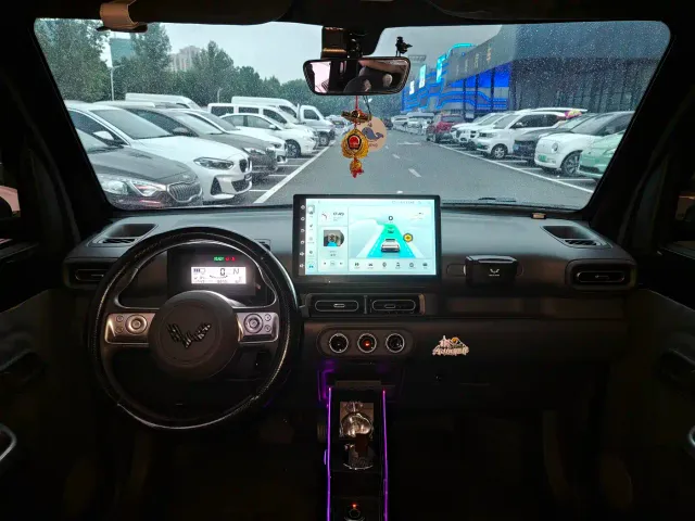 Wuling Zhiguang NEV — Фото автомобиля 6