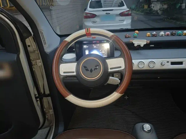 Wuling Hongguang Mini EV — Фото автомобиля 6