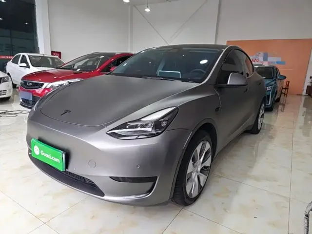 Фотография автомобиля — Tesla Model Y