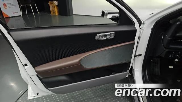 Hyundai Ioniq 6 — Фото автомобиля 13
