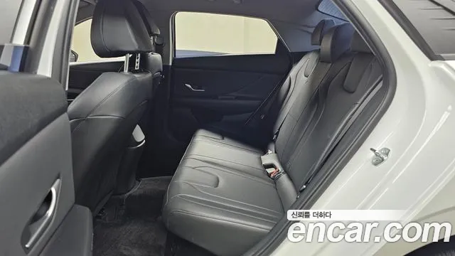 Hyundai AVANTE Smart — Фото автомобиля 26