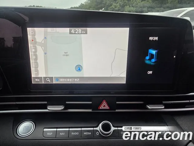 Hyundai Avante CN7 — Фото автомобиля 12