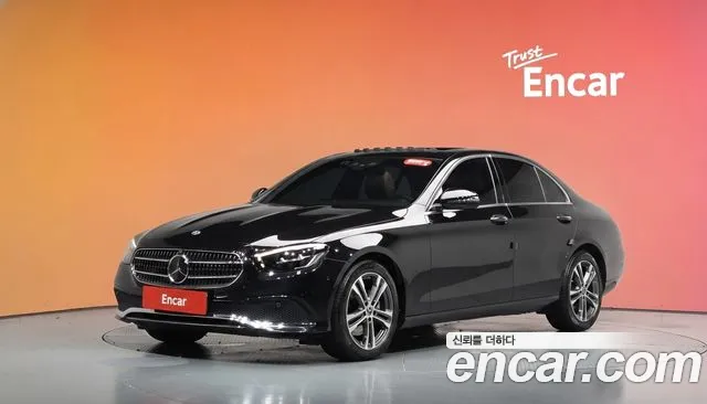 Фотография автомобиля — Mercedes-Benz E-Class W213