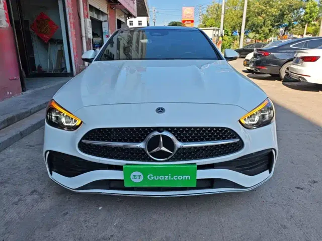 Mercedes-Benz C-Class — Фото автомобиля 2