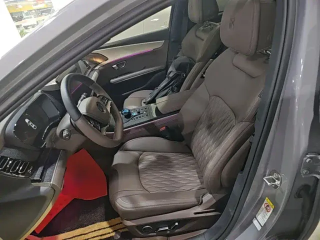 BYD Han — Фото автомобиля 14
