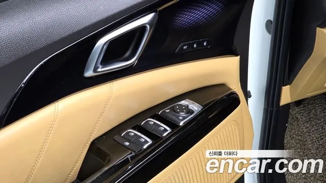 Kia Canival Carnival 4 поколение Бензин 9 мест Signature — Фото автомобиля 16