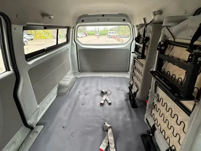 Jinbei New Hiace X30L — Фото автомобиля 8